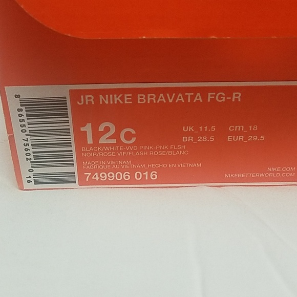 Soccer shoes for girl - Picture 4 of 4